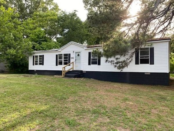 711 Center Street , Central City, KY 42330