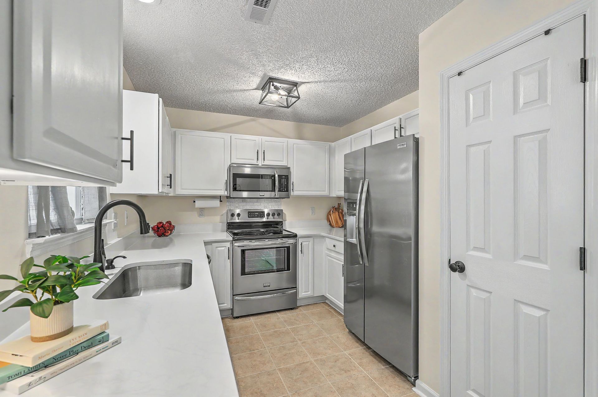 516 Rosings Drive Photo 17