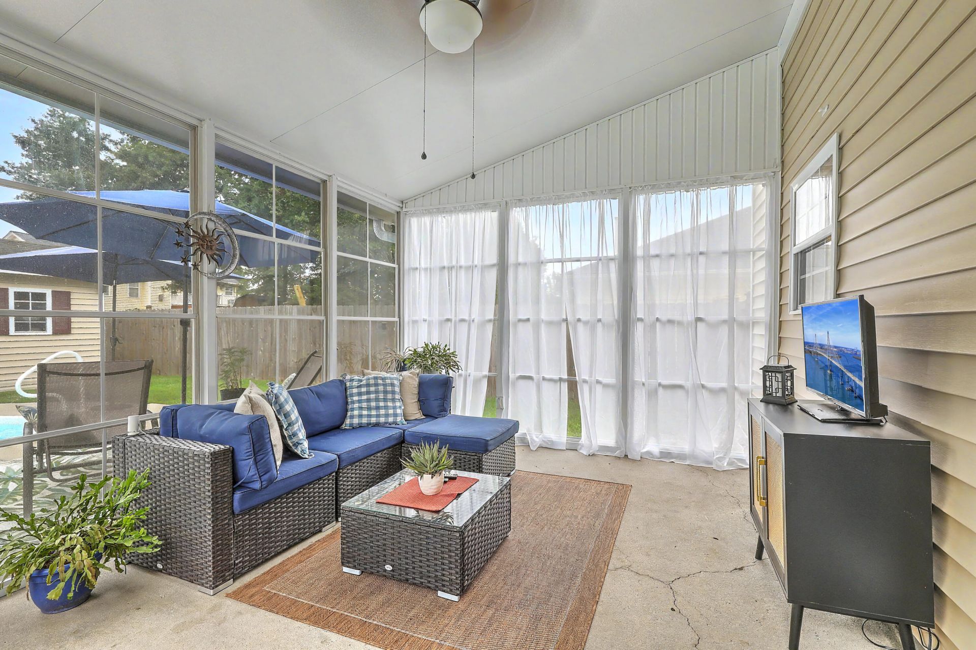 516 Rosings Drive Photo 33