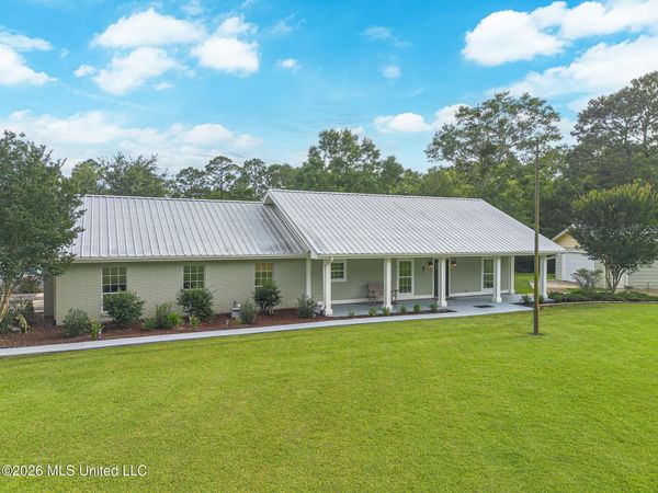 11353 Hattie K Drive, Biloxi, MS 39532