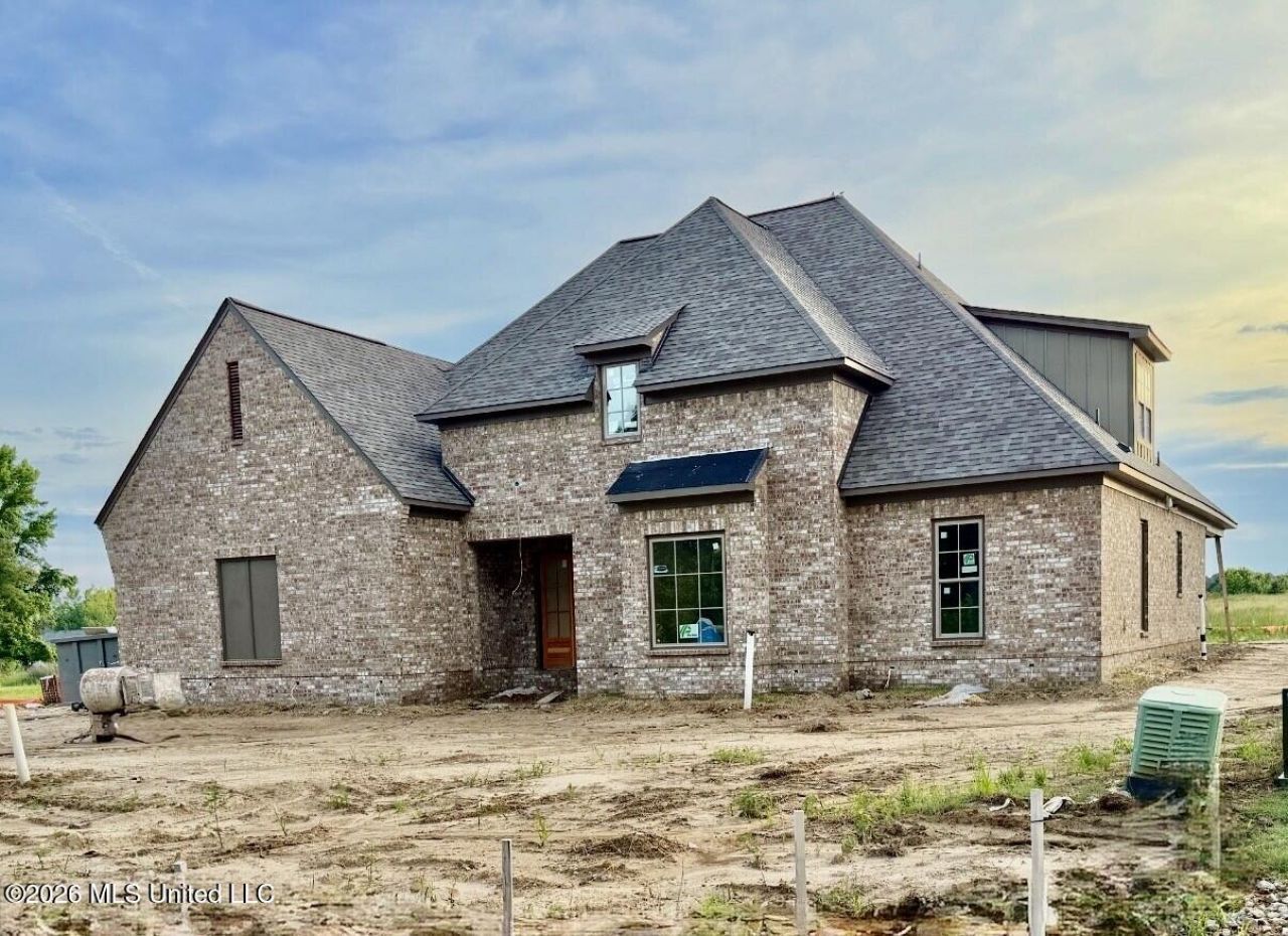 4823 Parish Row Olive Branch, MS 38654