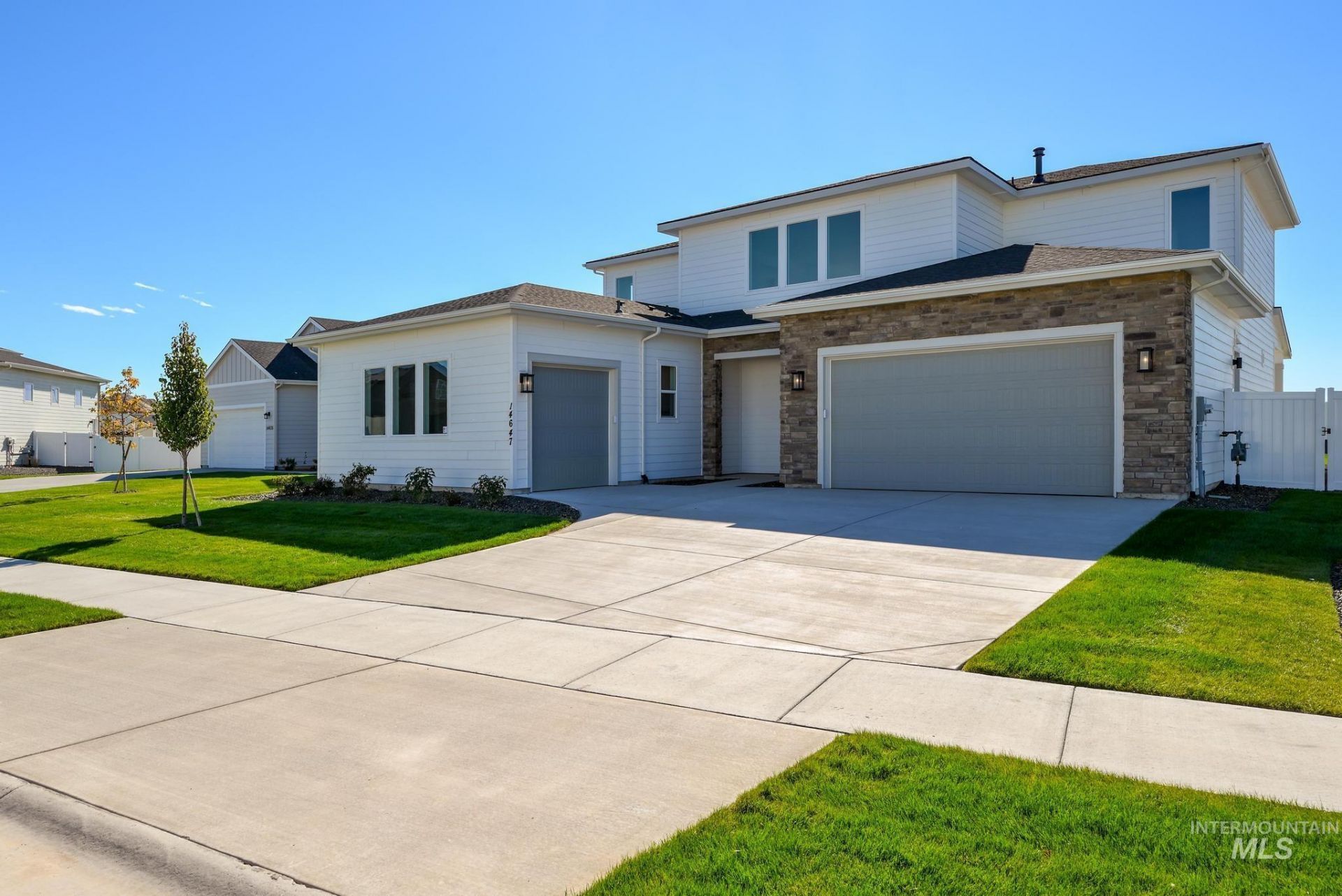 8937 W Shumard St, Star, ID 83669 Main Photo