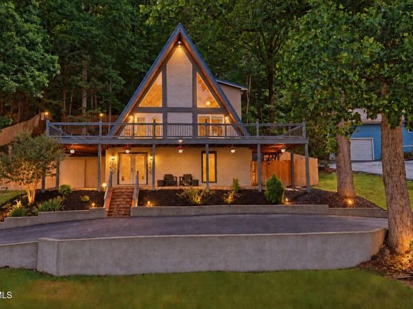 440 Lakeshore Road, Bluff City, TN 37618