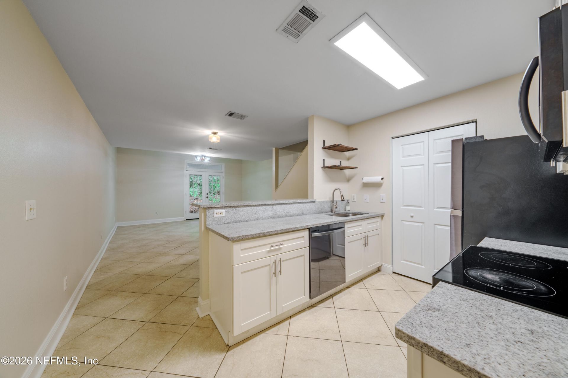 2181 Timberwood Circle S, Tallahassee, FL 32304 Photo
