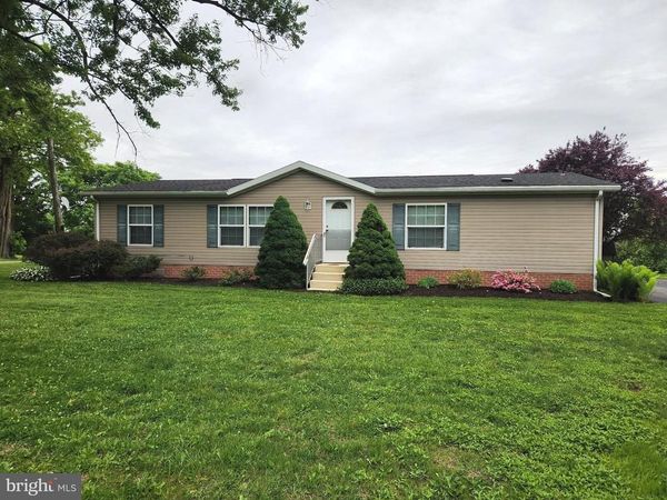 1207 MOUNT GRETNA ROAD , ELIZABETHTOWN, PA 17022