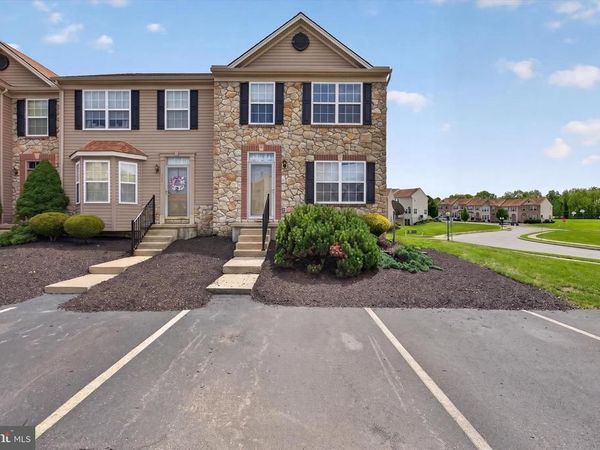 80 E BEAVER STREET , YORK, PA 17406