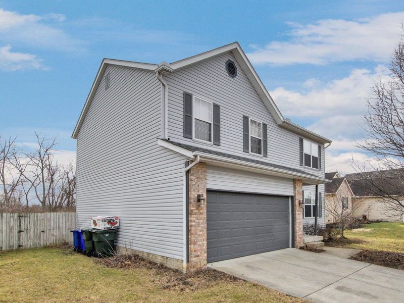 1602 Covina Drive , Columbus, OH 43228 Photo 2