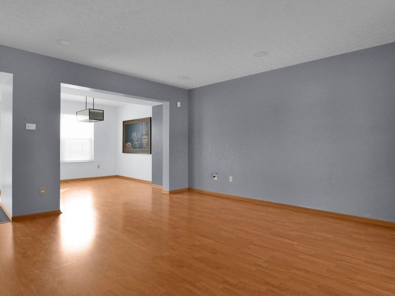 1602 Covina Drive , Columbus, OH 43228 Photo 6