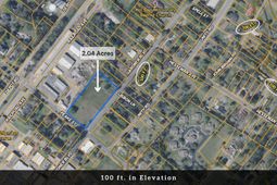 1000 Peake Street photo 4