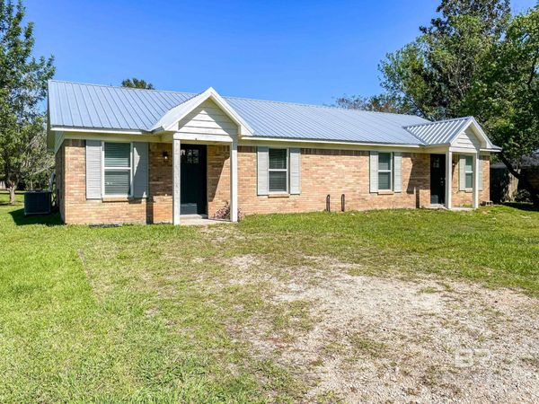 25121 Olive Street, Unit B, Elberta, AL 36530