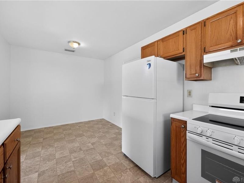 6508 Shull Road, Dayton, OH 45424 Photo 12