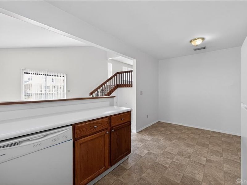 6508 Shull Road, Dayton, OH 45424 Photo 9