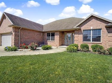 207 Quail Run Court, Carlisle, OH 45005