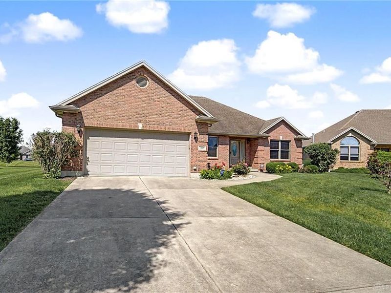 207 Quail Run Court, Carlisle, OH 45005 Photo 4