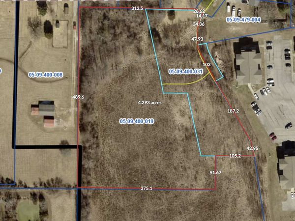 1015 Shawnee Trail , Carterville, IL 62918