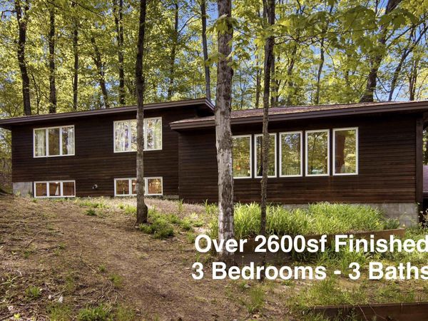 776 Blackberry Lane W, Suttons Bay, MI 49682