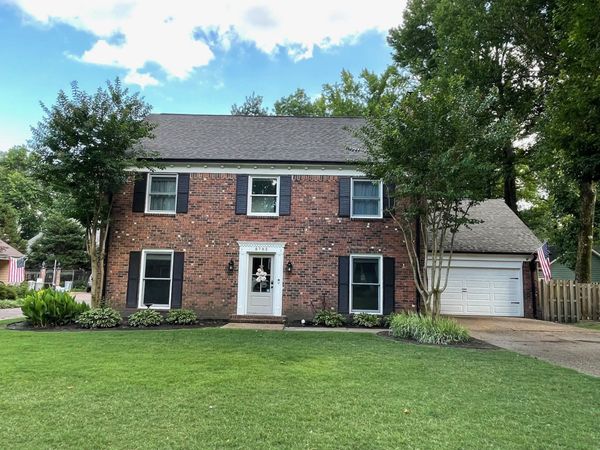 8783 LOWER WOODS CV, Germantown, TN 38139