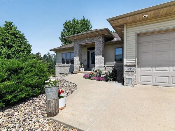 5215 Preservation Place, Sun Prairie, WI 53590
