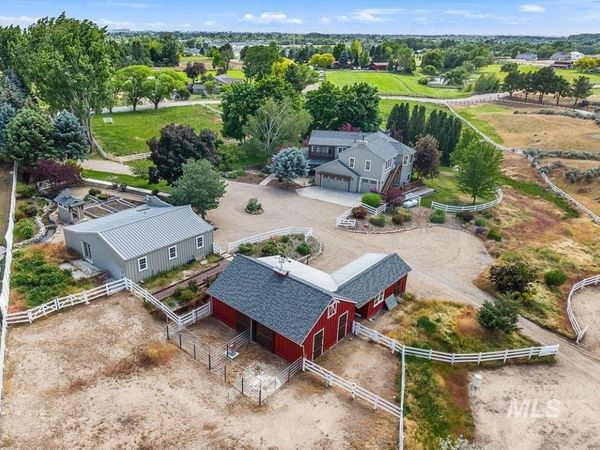 10060 W Rolling Hills Dr., Star, ID 83669
