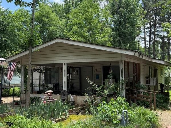 203 Tanglewood Street, Broken Bow, OK 74728