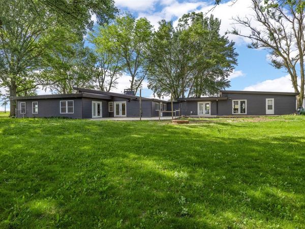 10714 Foulk Road , La Porte City, IA 50651