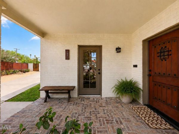 1614 PALMCROFT Way SE, Phoenix, AZ 85007