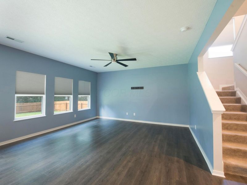 347 Kells Court W, Newark, OH 43055 Photo 12