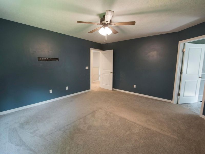 347 Kells Court W, Newark, OH 43055 Photo 42