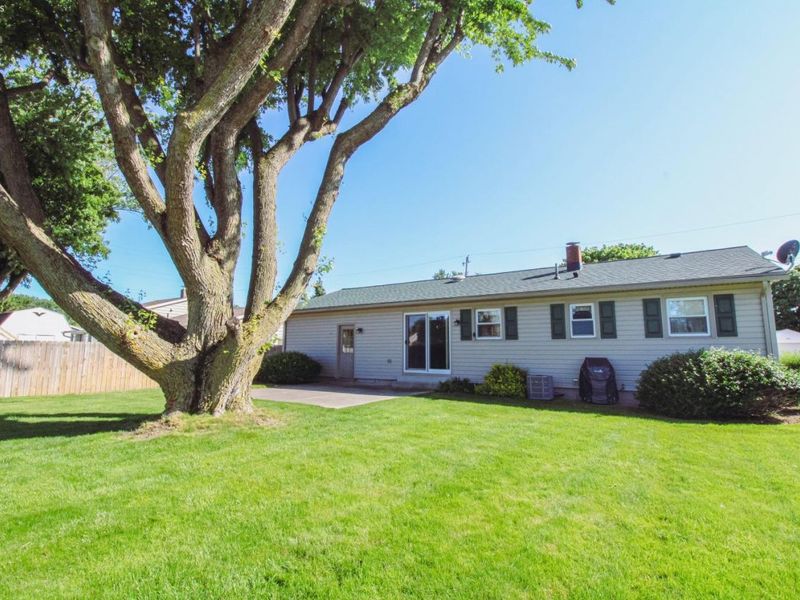 4004 Donair Drive, Sandusky, OH 44870 Photo 3