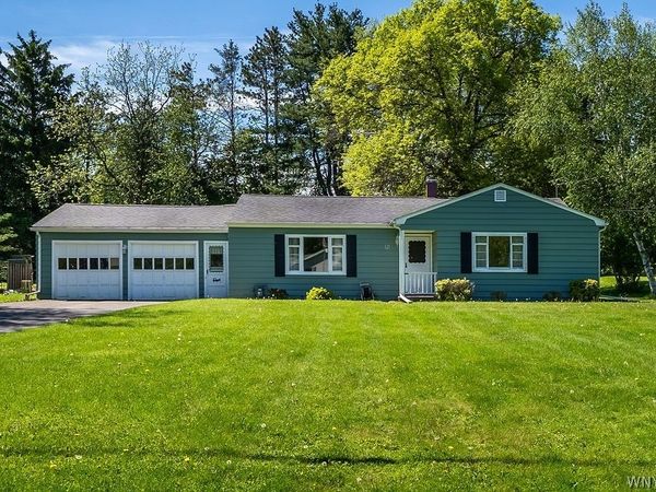 31 Heiler Drive , East Aurora, NY 14052