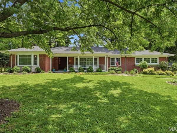 526 Selma Avenue, Webster Groves, MO 63119