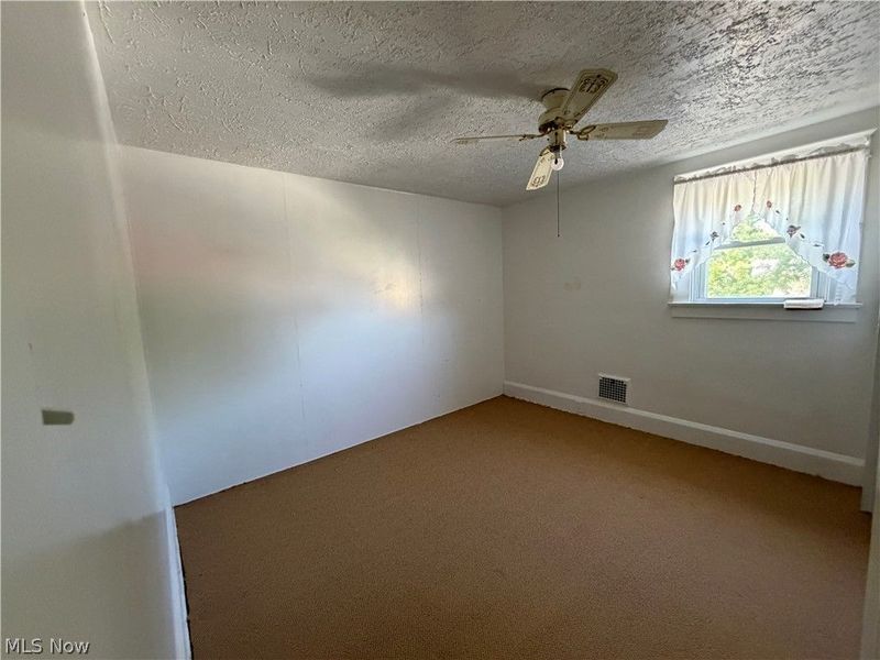 1452 Humbolt Avenue, Youngstown, OH 44502 Photo 13