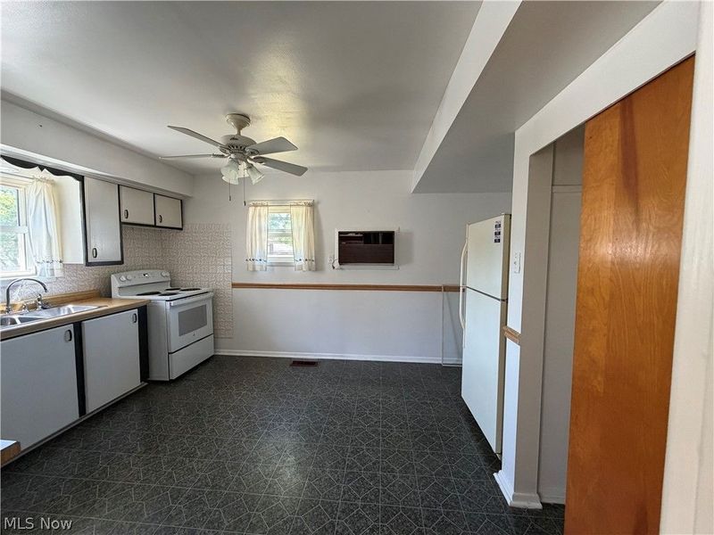 1452 Humbolt Avenue, Youngstown, OH 44502 Photo 2