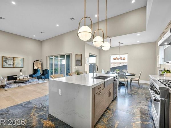 6824 Steel Mist Street , Las Vegas, NV 89148