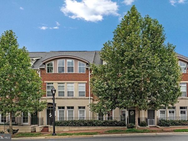10353 MAIN STREET, FAIRFAX, VA 22030