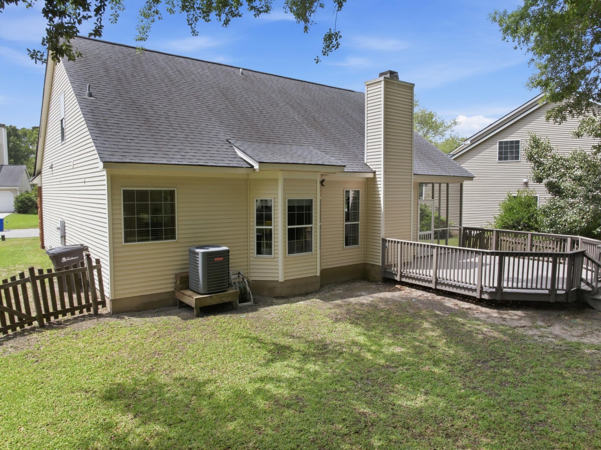 418 Antebellum Lane Photo 32