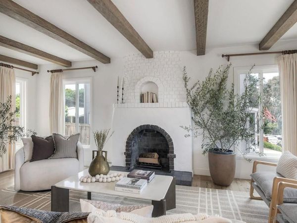 2325 Palermo, San Diego, CA 92106