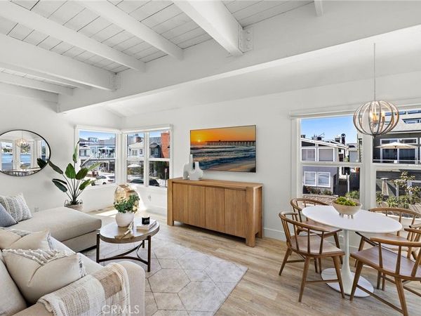 207 E Edgewater Avenue, Unit Rear, Newport Beach, CA 92661