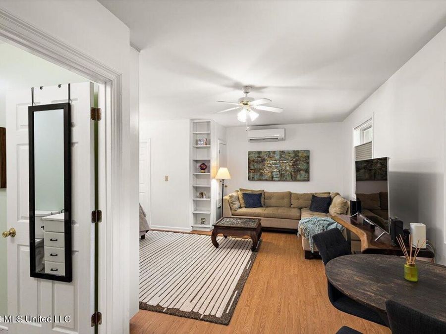 Property Image 43