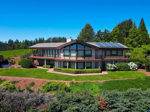 3864 West Nanitch Cir S, Salem, OR 97306