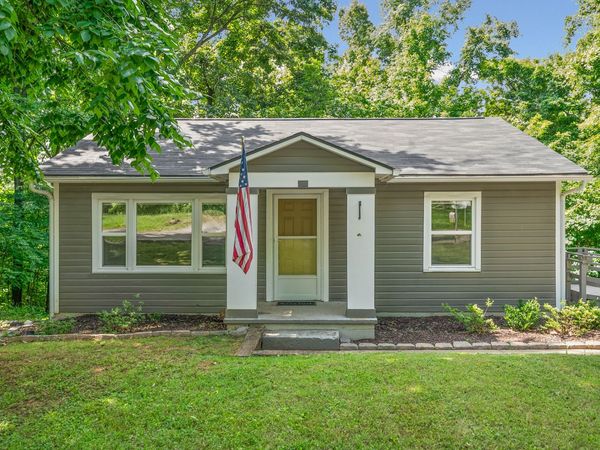 120 Circle Hill Dr , Clarksville, TN 37042