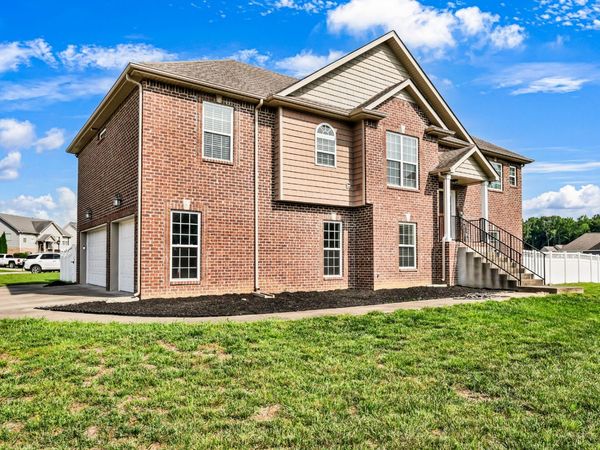 598 Press Grove Dr , Clarksville, TN 37043