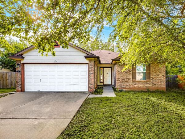 196 Langely, Kyle, TX 78640