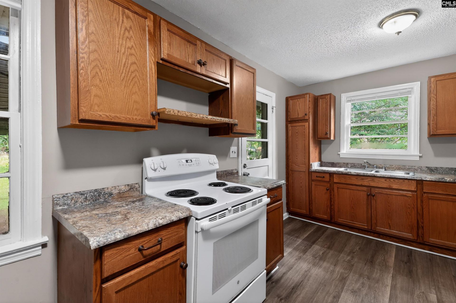 1135 Omega Drive  Photo 13