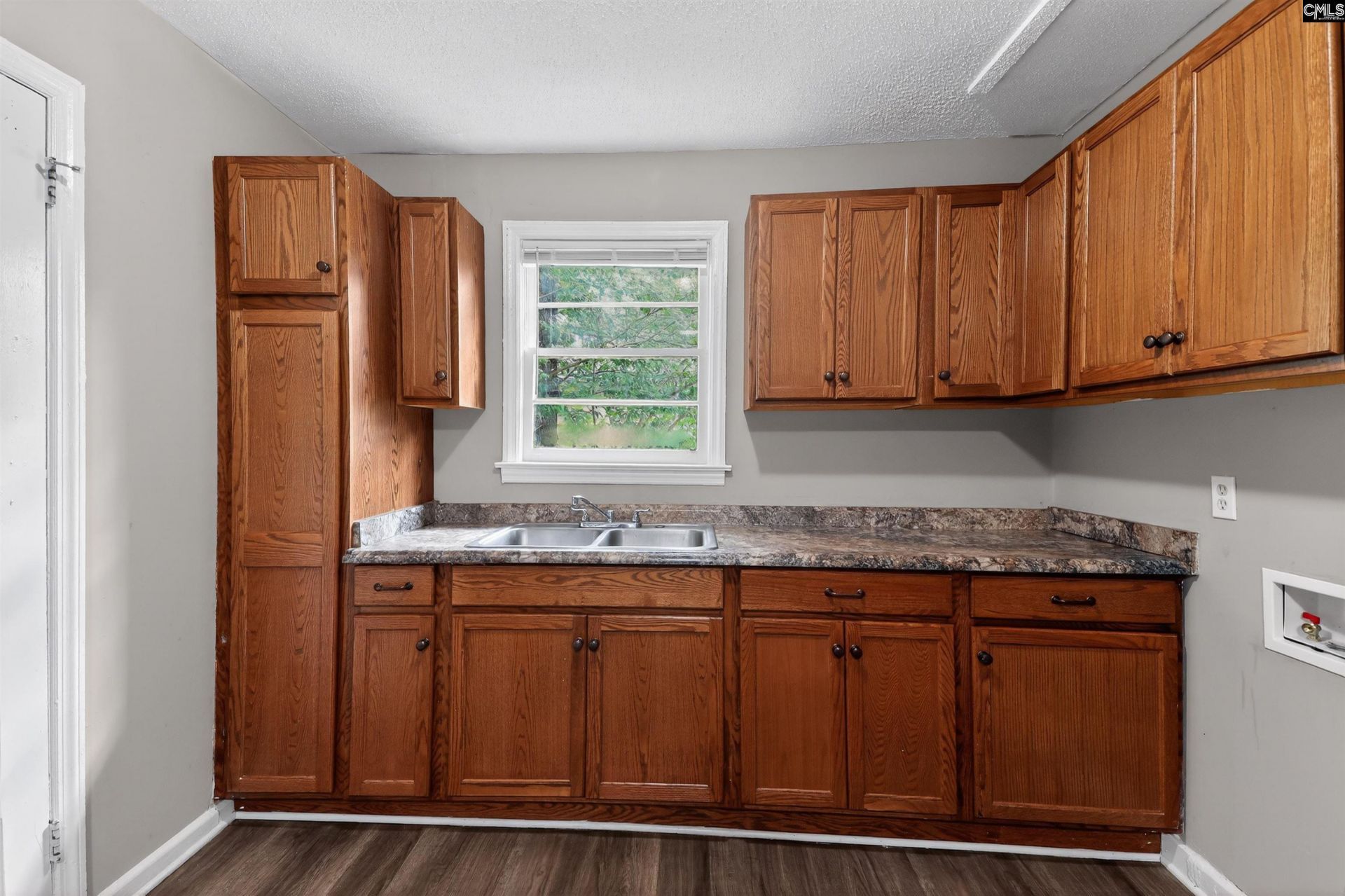 1135 Omega Drive  Photo 14
