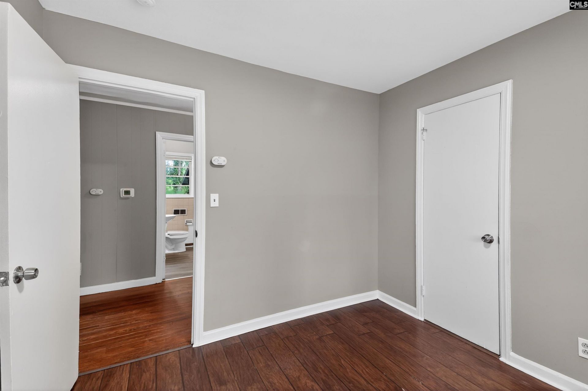 1135 Omega Drive  Photo 17