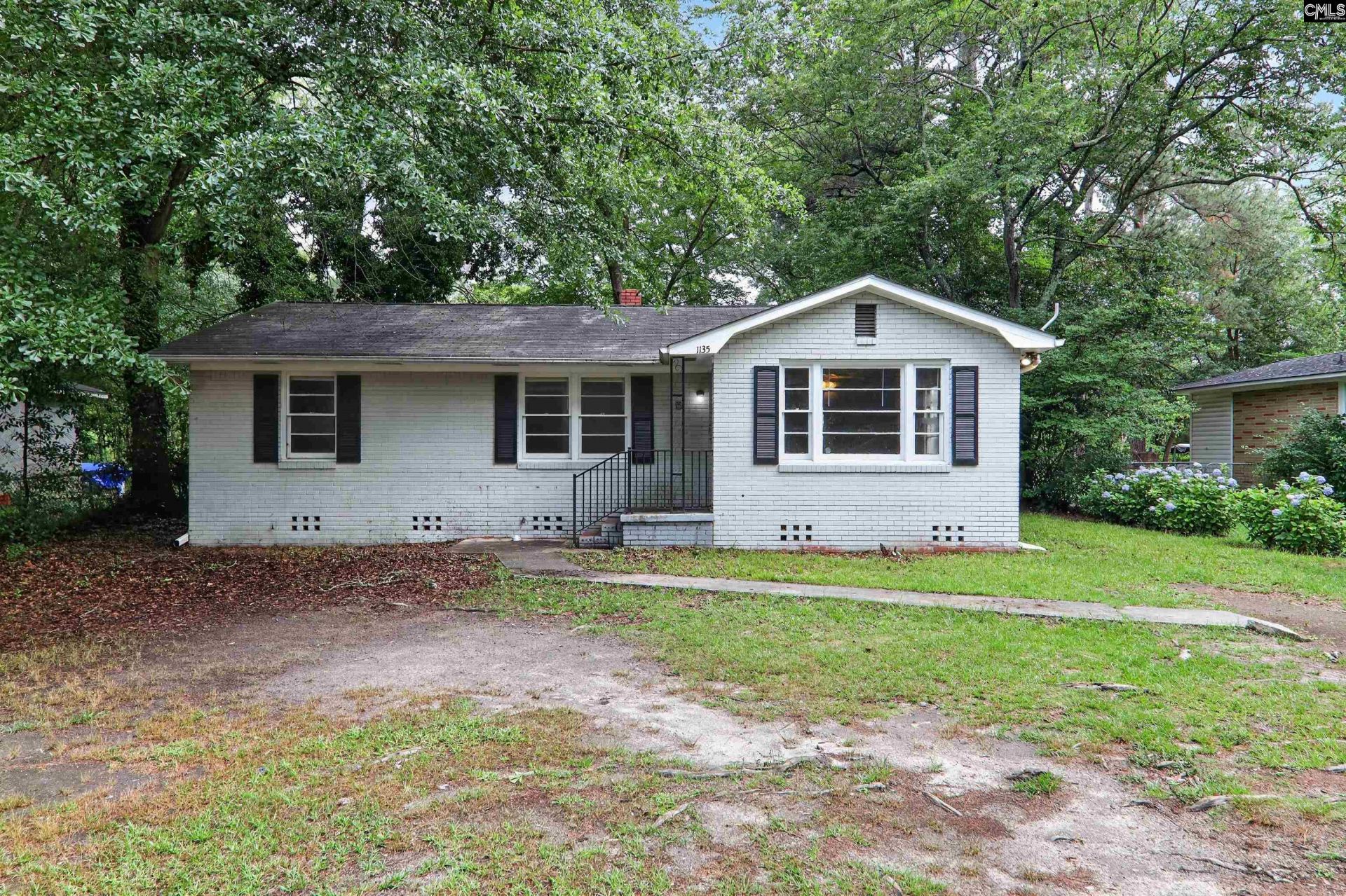1135 Omega Drive  Photo 4