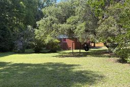 1120 Graham Street photo 4