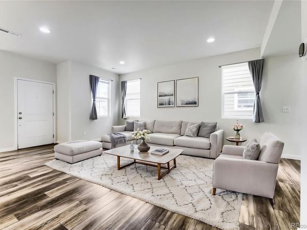 28435 E 8th Avenue , Watkins, CO 80137