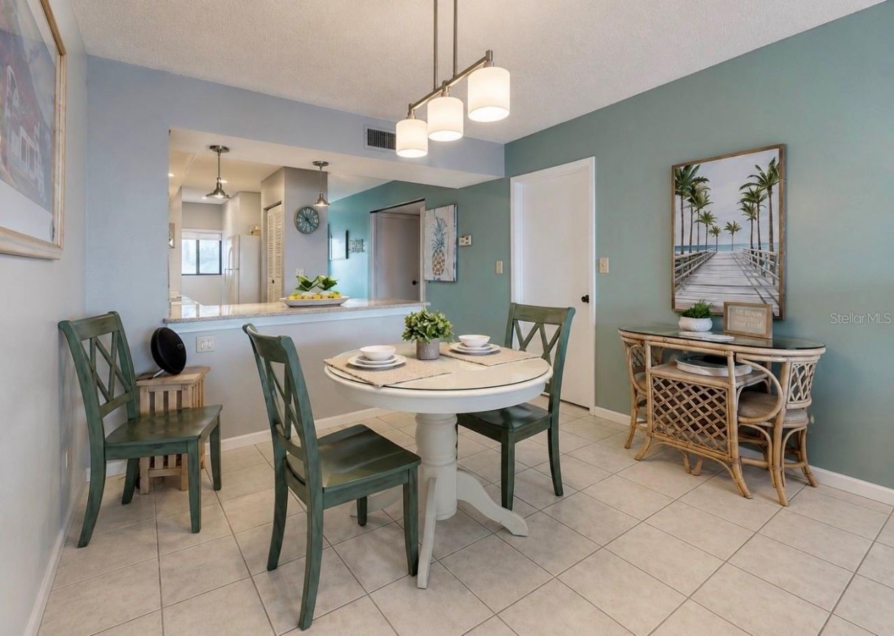 810 Bahia Del Sol Drive, Unit 16, Ruskin, FL 33570 Photo